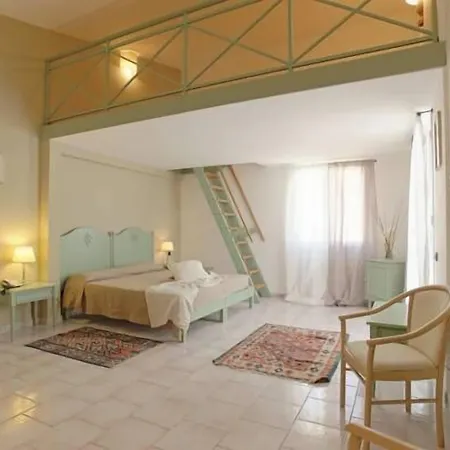 Puntamajata Hotel